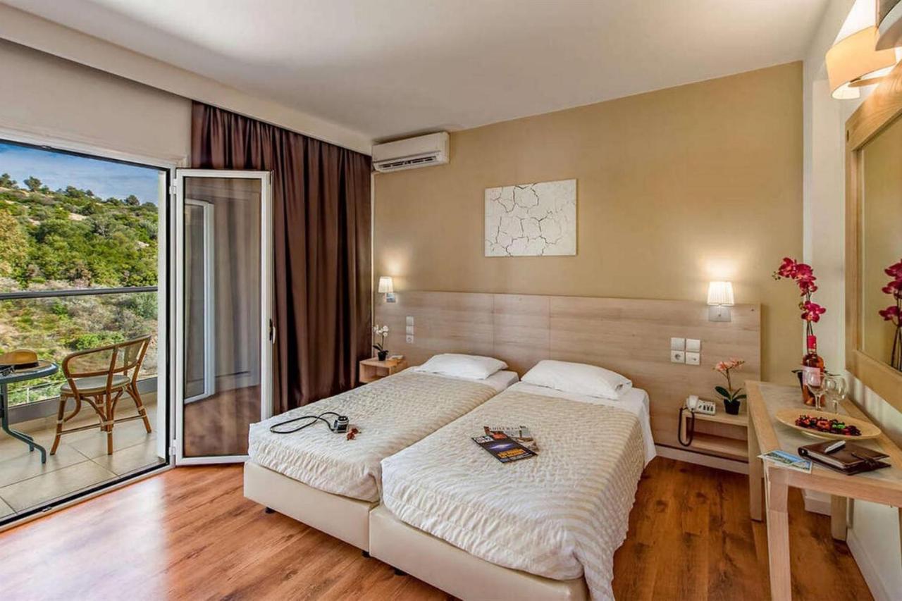 Evia Riviera Resort アマリントス エクステリア 写真