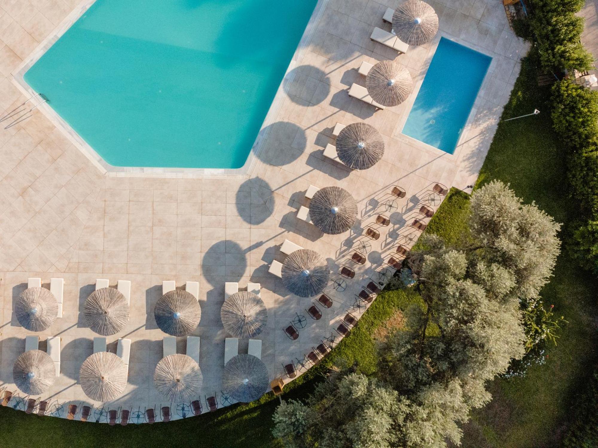 Evia Riviera Resort アマリントス エクステリア 写真